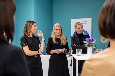 la-farmacia.-silvia-monti-hr-239